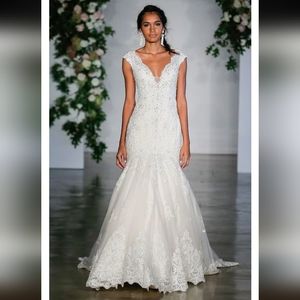 Mori Lee Ivory Lace Fit-and-Flare Wedding Gown